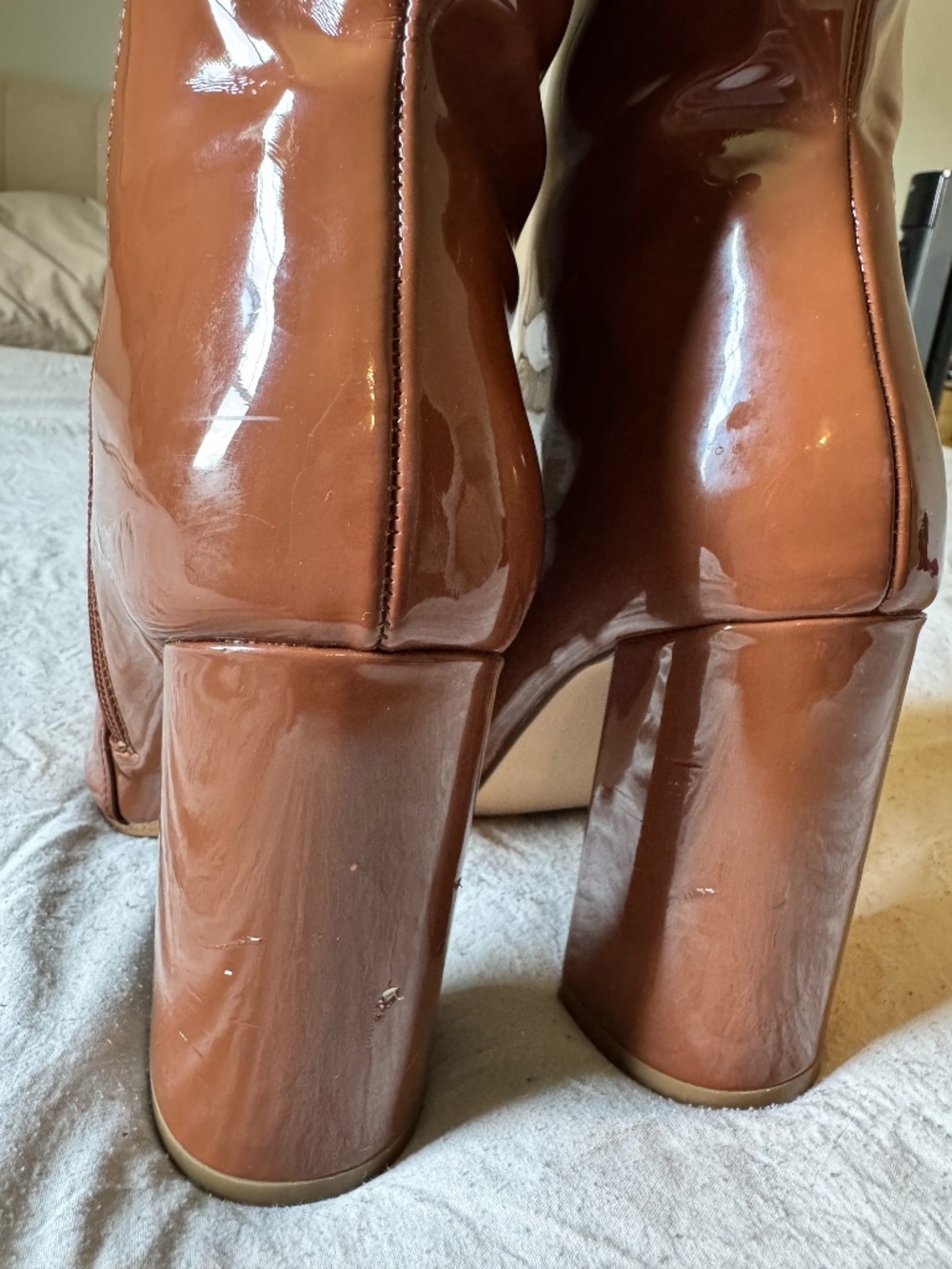 Steve Madden Women's Lynden Ankle Boot Cognac Patent 7.5 - Picture 4 of 5